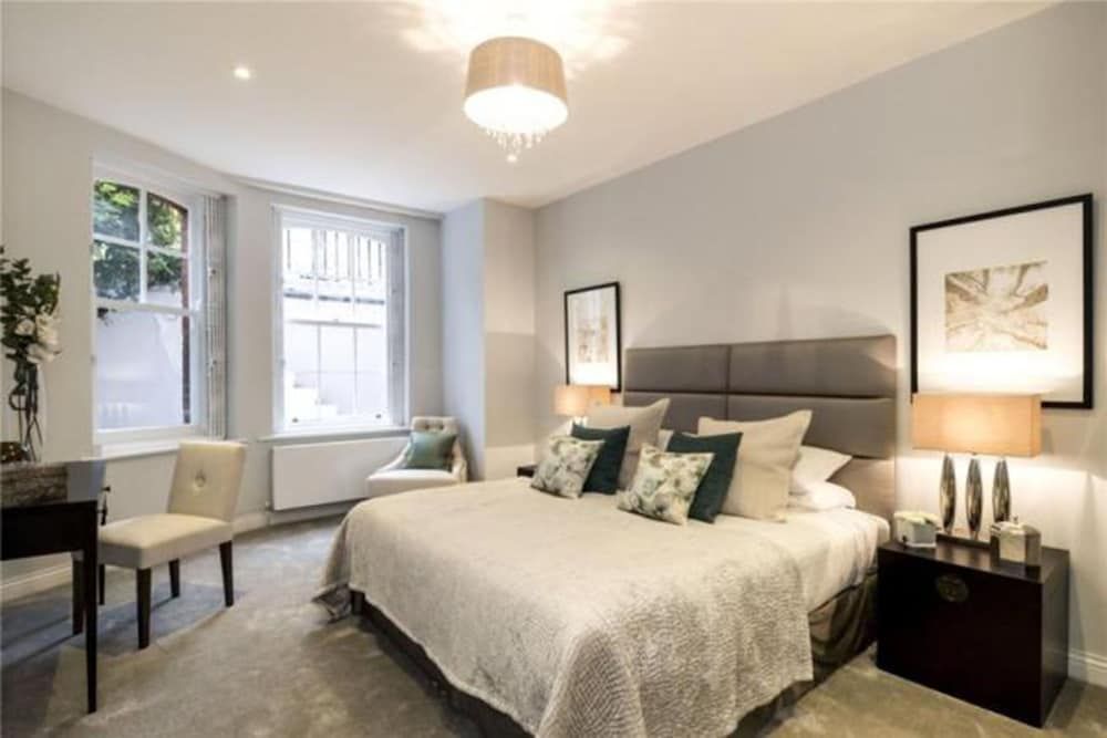 undefined Kensington Court by Lime Street 3