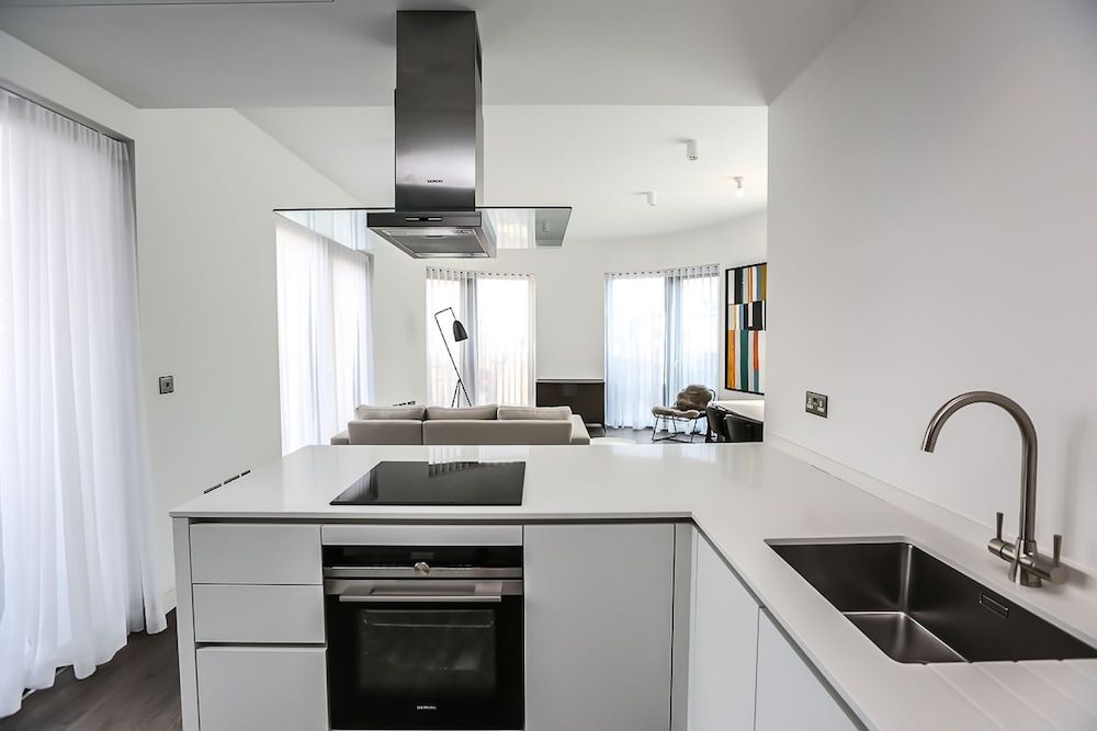 undefined King John Court Apartments 3