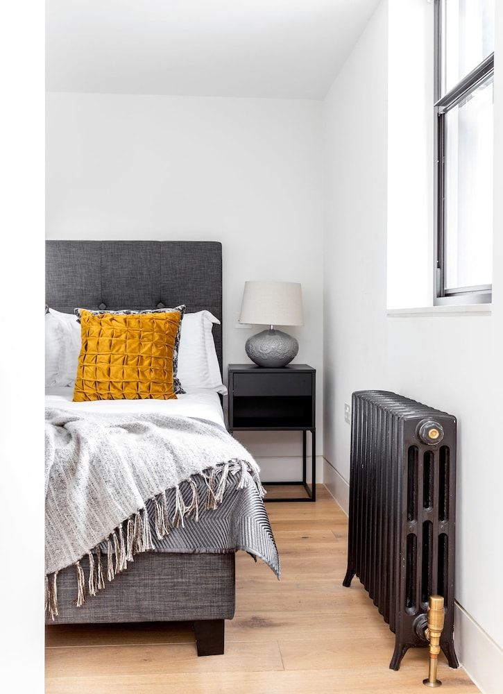 undefined Greek Street Penthouse 5