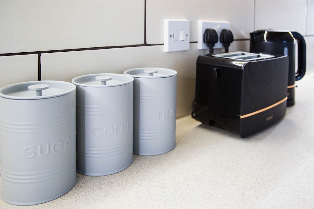 undefined Spacious Two Bed in Hackney 10