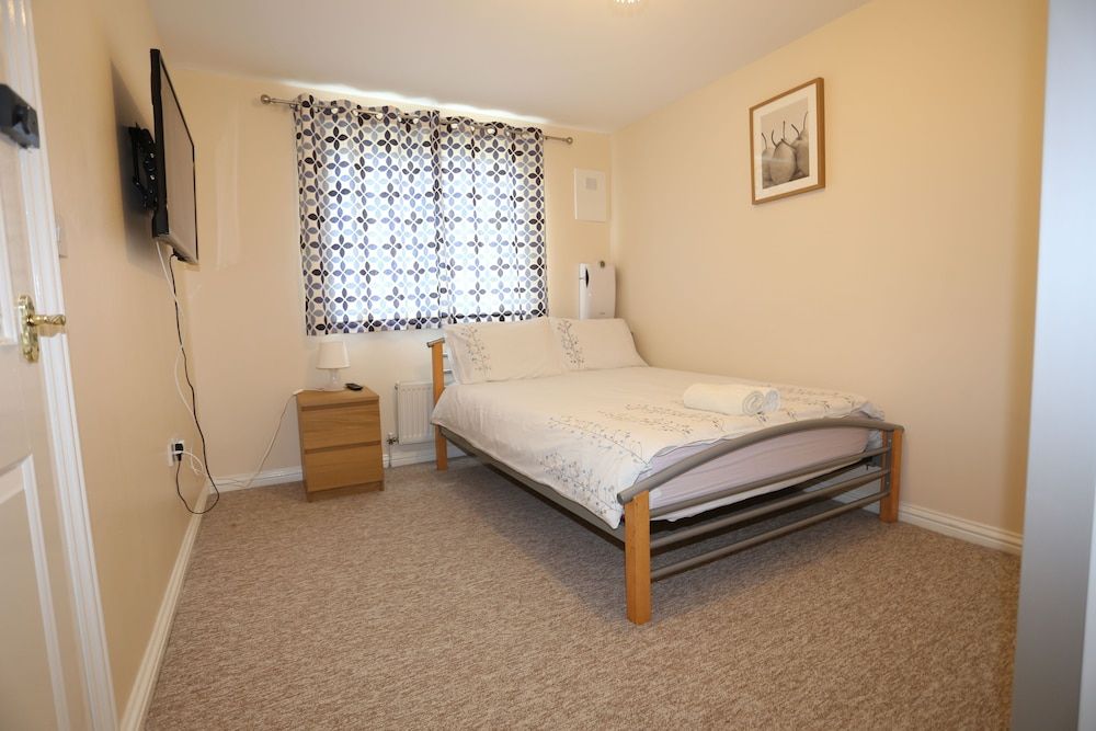 Beautiful 4 beds Hillview House House, 4 Bedrooms 4