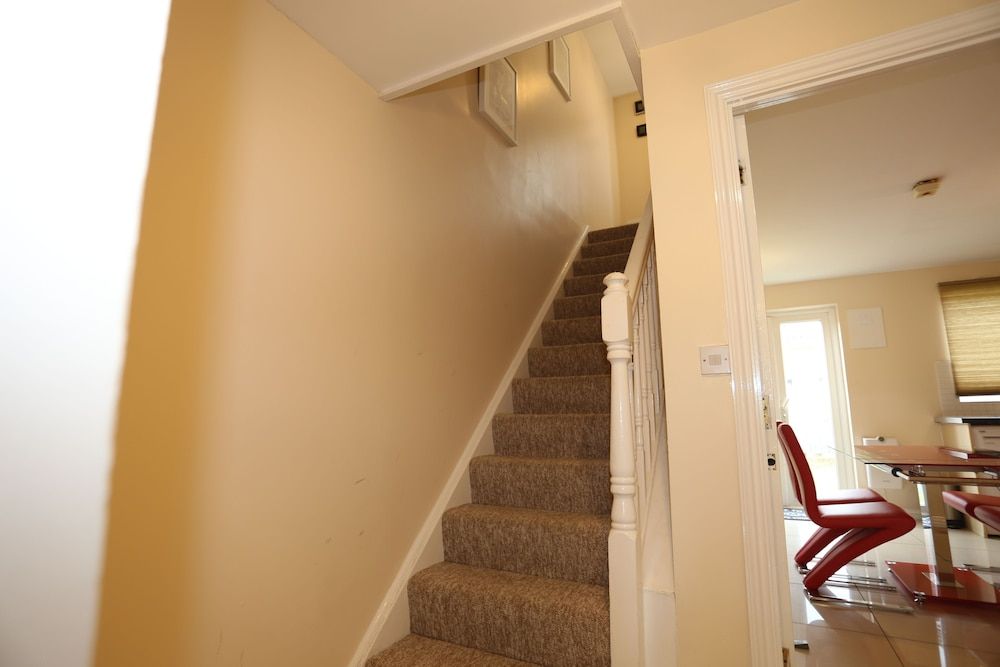 undefined Beautiful 4 beds Hillview House 9