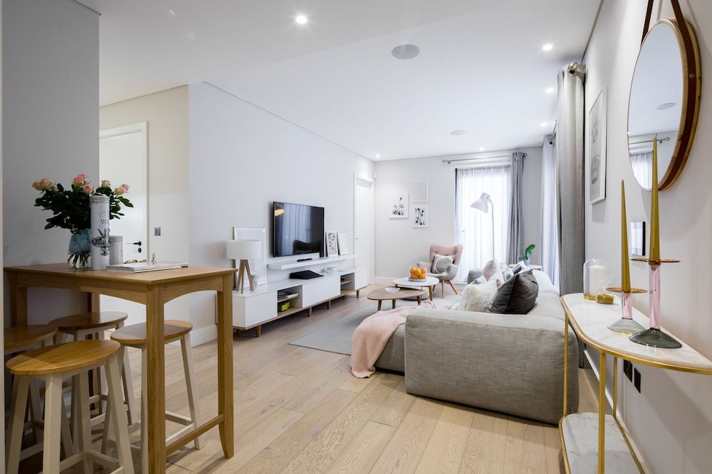 VI Castle Lane Apartment, 2 Bedrooms 22