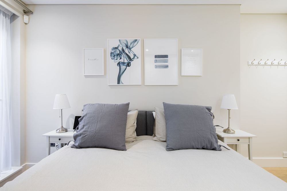 VI Castle Lane Apartment, 3 Bedrooms 2