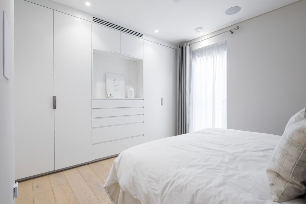 undefined VI Castle Lane 2