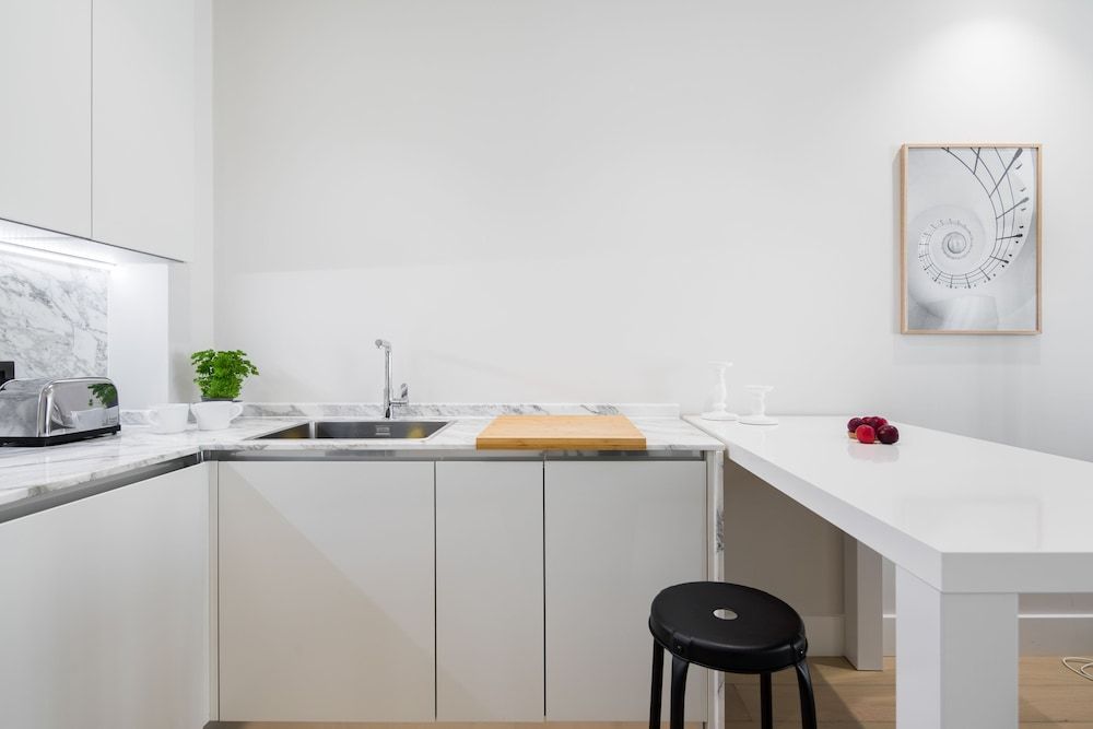 VI Castle Lane Apartment, 1 Bedroom 4