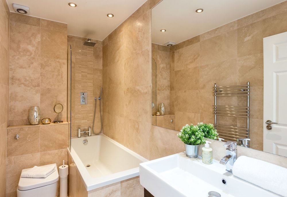 Gloucester Terrace by Lime Street Apartment, 2 Bedrooms 20