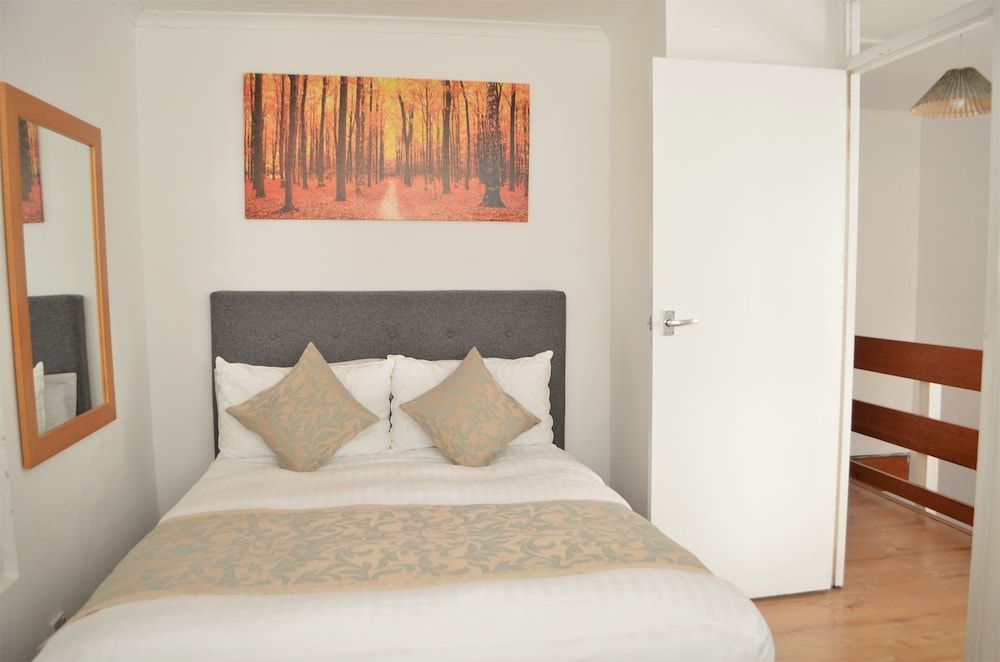 undefined Stratford by Servprop 9