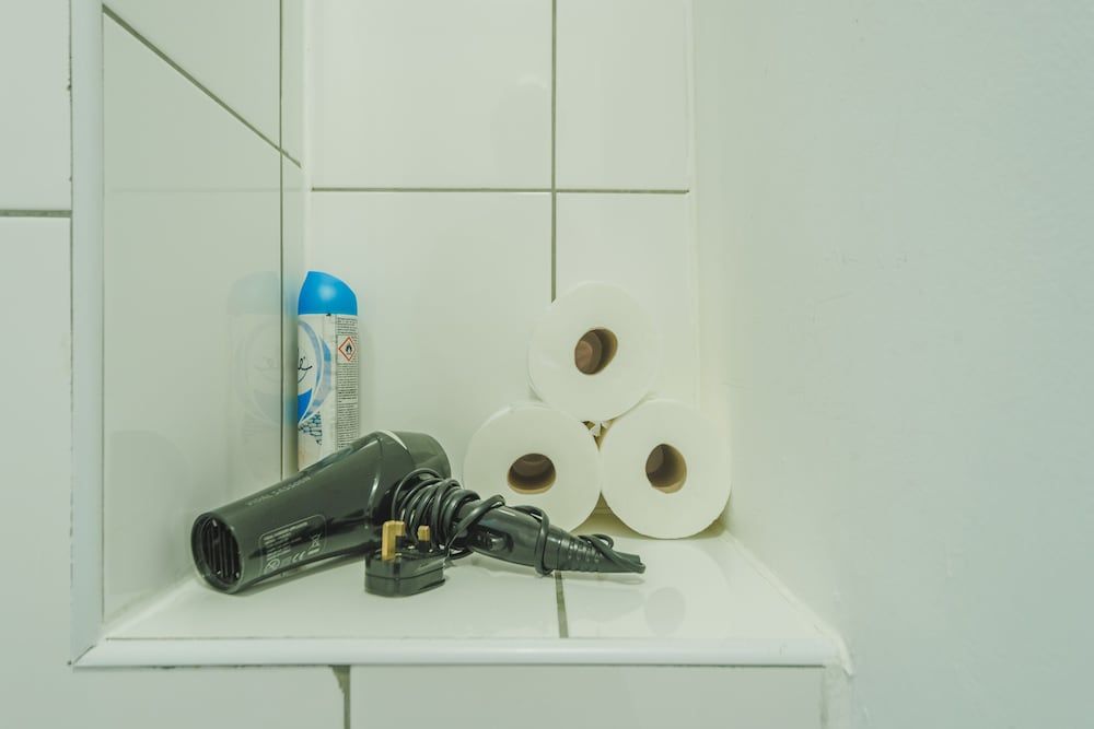 undefined Cosy High Floor Studio Greek Street Soho 7