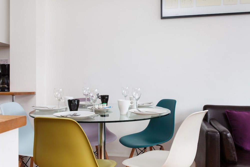 undefined Spacious Apartment Berwick St &Oxford St 2