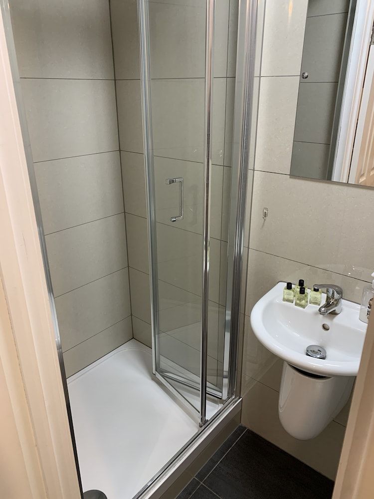 undefined Hanover House 10