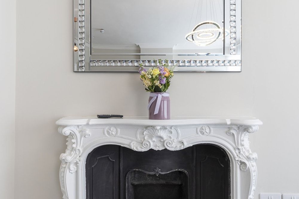 Luxurious Air Conditioned Apt High Street Kensington Luxury Studio, Ensuite 36