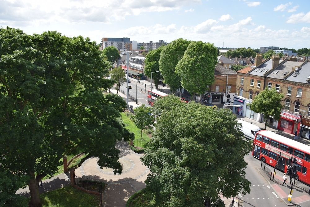 undefined Garden View House 3