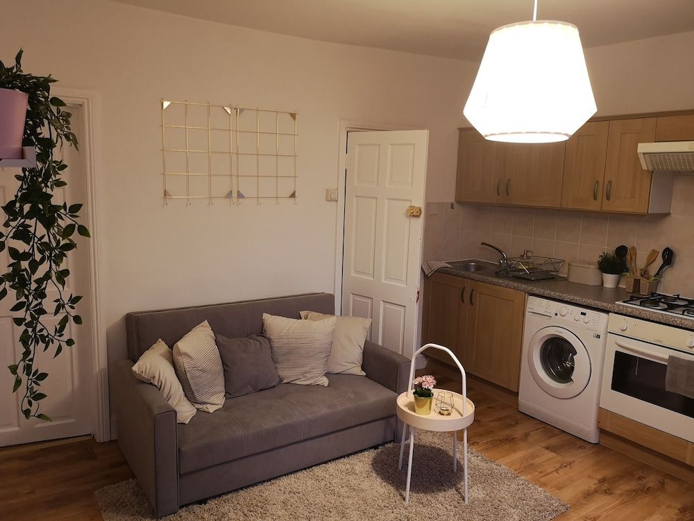 undefined Cosy Apartment in Islington - C 4