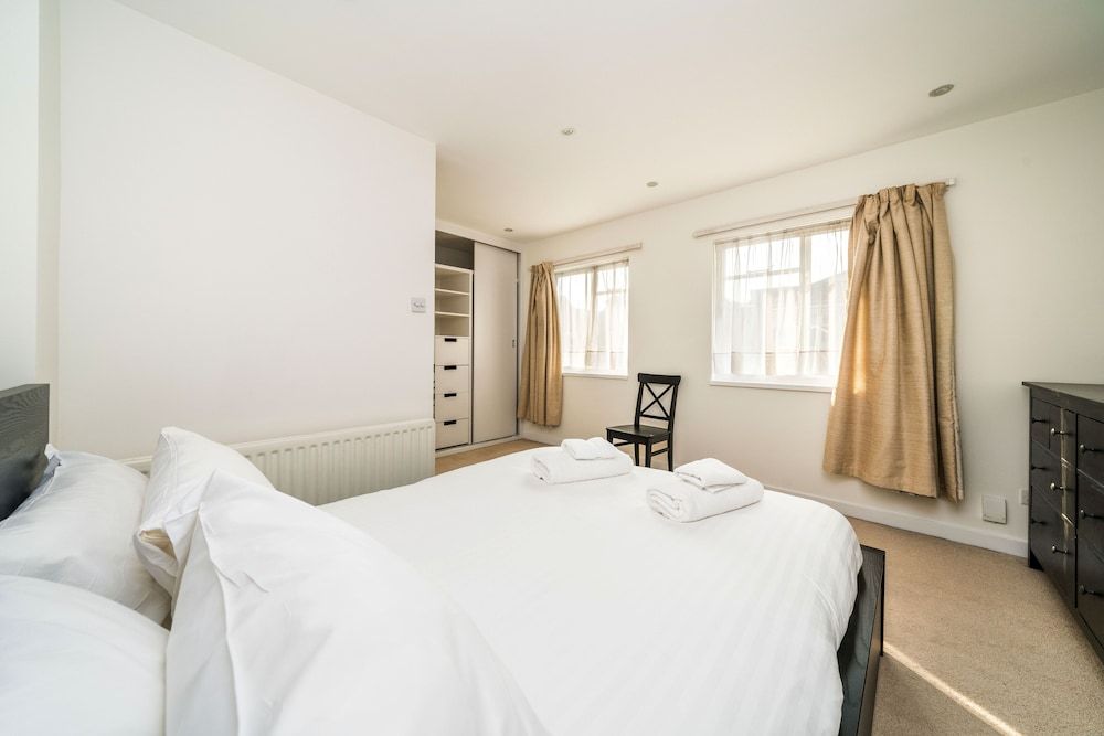 2 Bedroom Flat in Heart of Battersea near Station Apartment (2 Bedrooms) 7