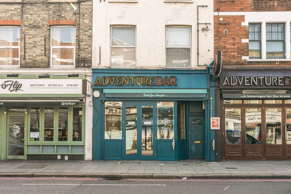 undefined 2 Bedroom Flat in Heart of Battersea near Station 3