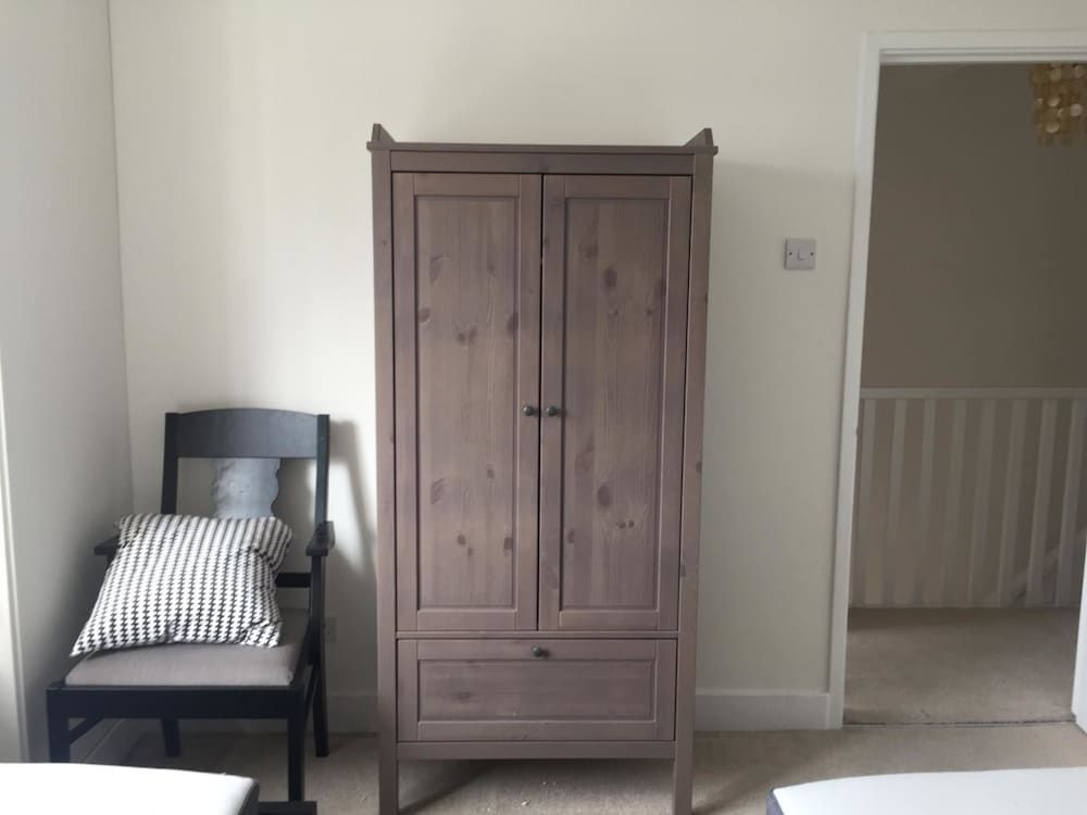 undefined 2 Bedroom Flat in Heart of Battersea near Station 6