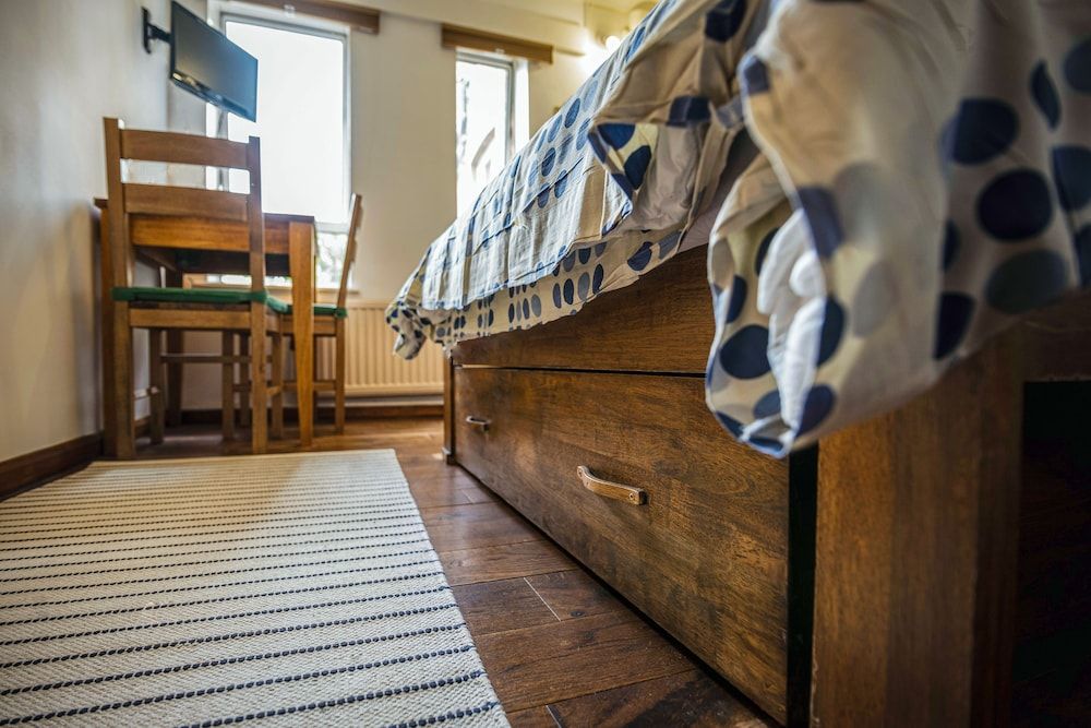 undefined Mapesbury Lodge 6