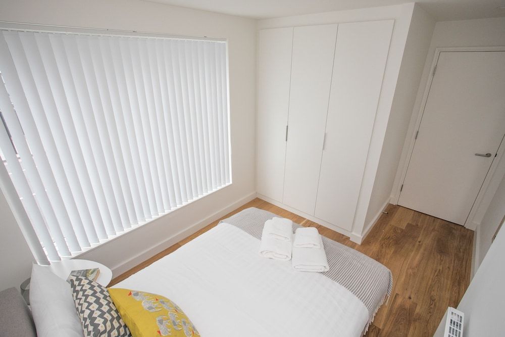 Moonside - Stunning Angel Apartments One-Bedroom Apartment (Apt 1) 2