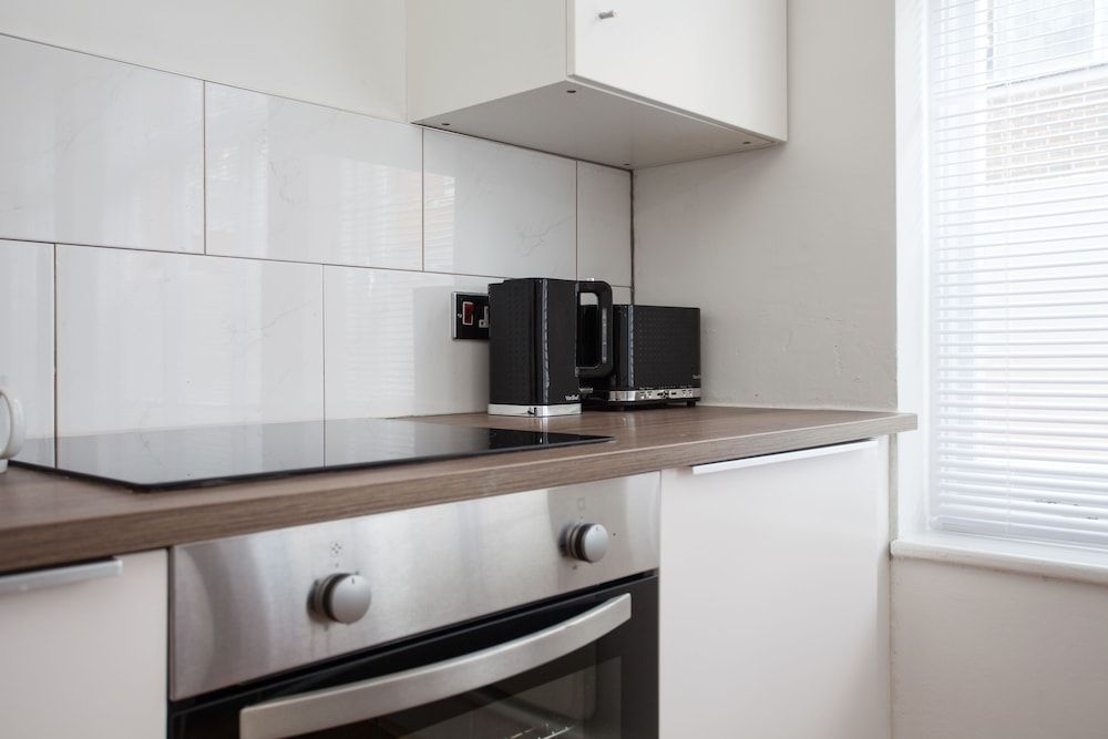 undefined Modern & Clean Apartment Soho & Carnaby 9