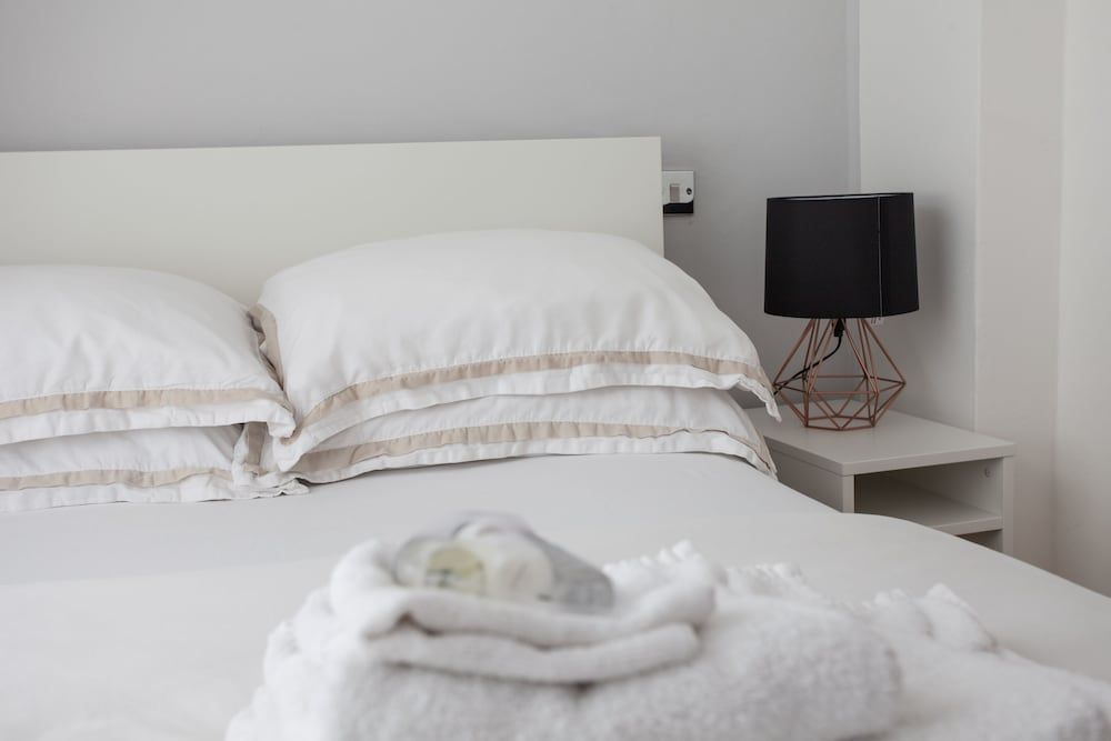 undefined Modern & Clean Apartment Soho & Carnaby 3
