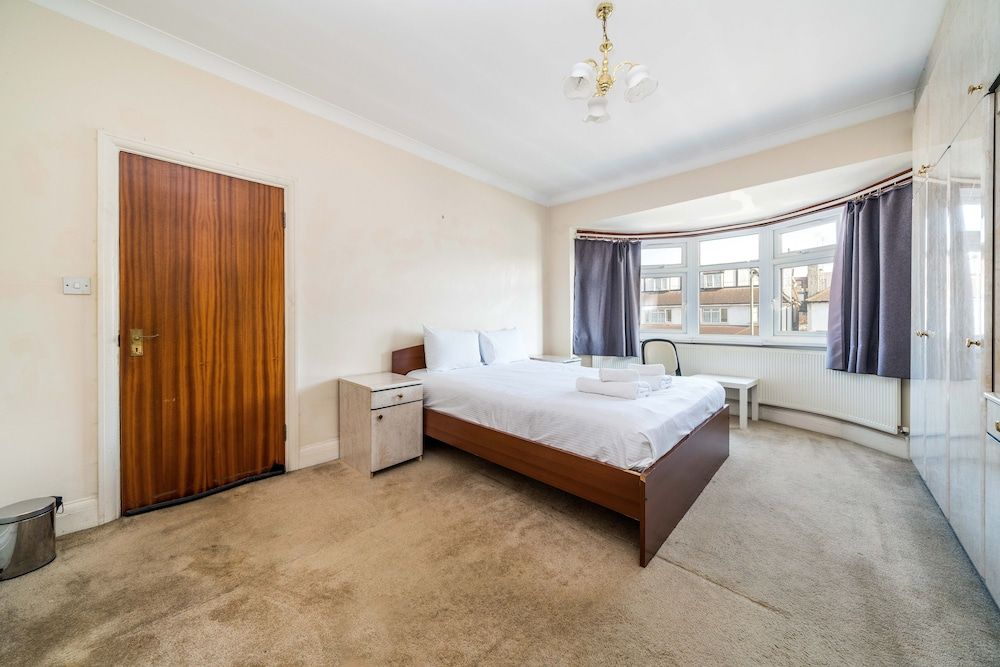 Kadiwar Apartment - Split Level 6