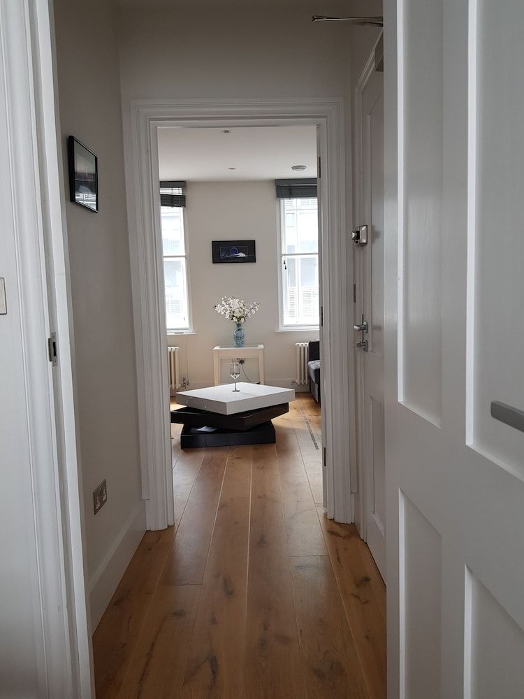 undefined Central Boutiques 10