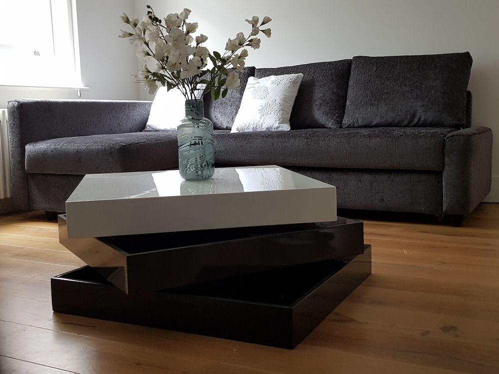 undefined Central Boutiques 7