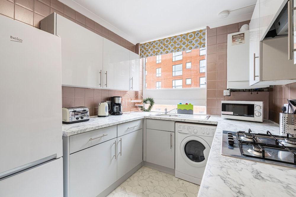 undefined Lovely Apartments in Landward Court 4