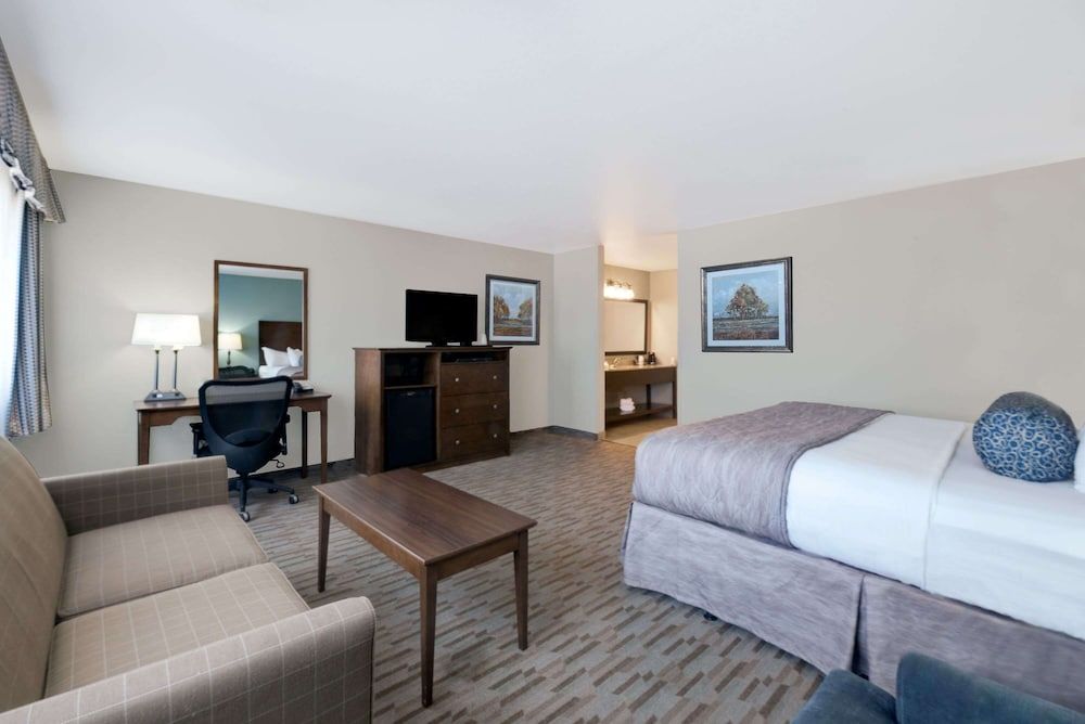 Studio Suite, 1 King Bed, Non Smoking