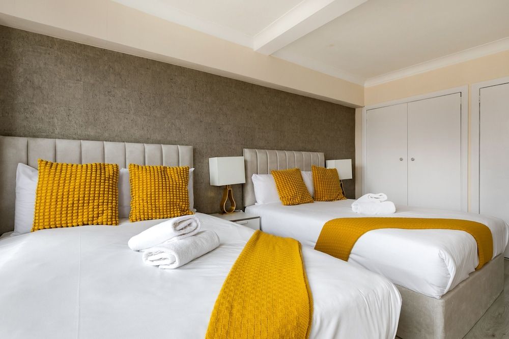 Elegant 3 Bedrooms Apartment Near Hyde Park & Oxford St Family Apartment, Ensuite 2