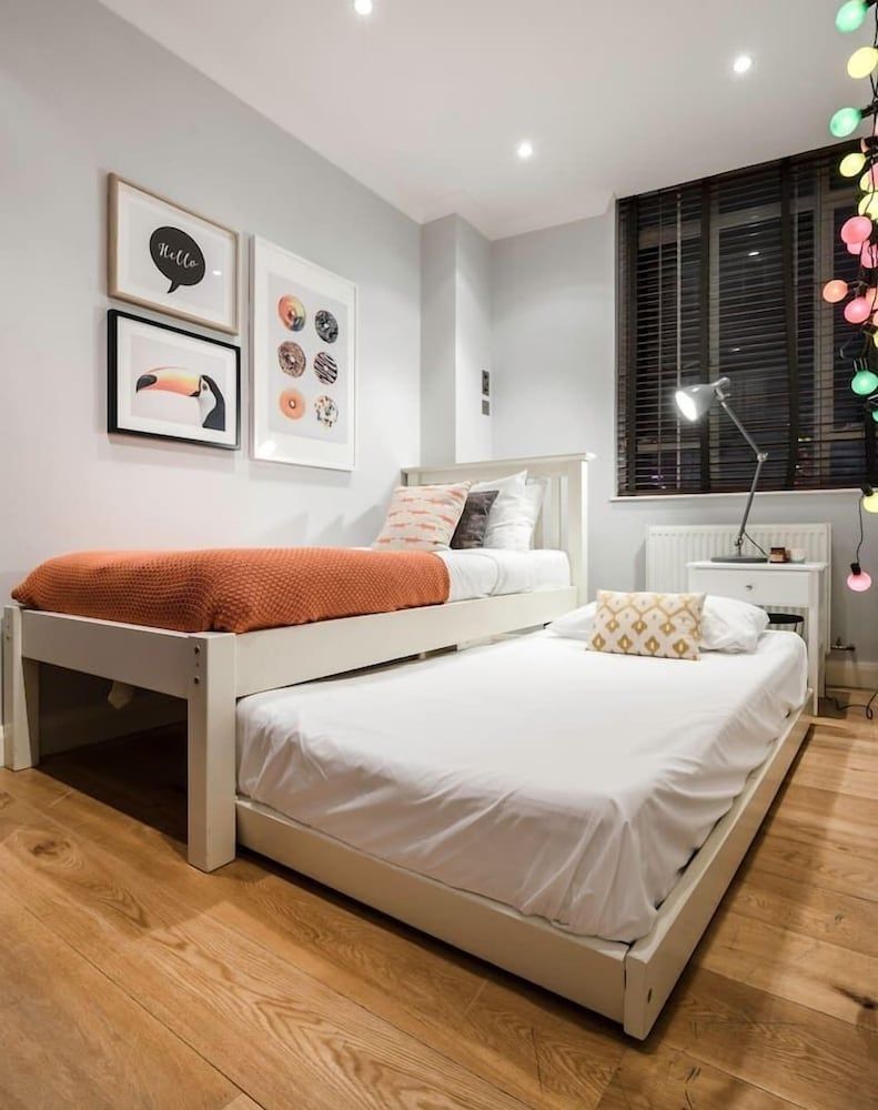 Old Compton Street Apartments Centre of Soho - Amazing 2 bedroom Flat 5