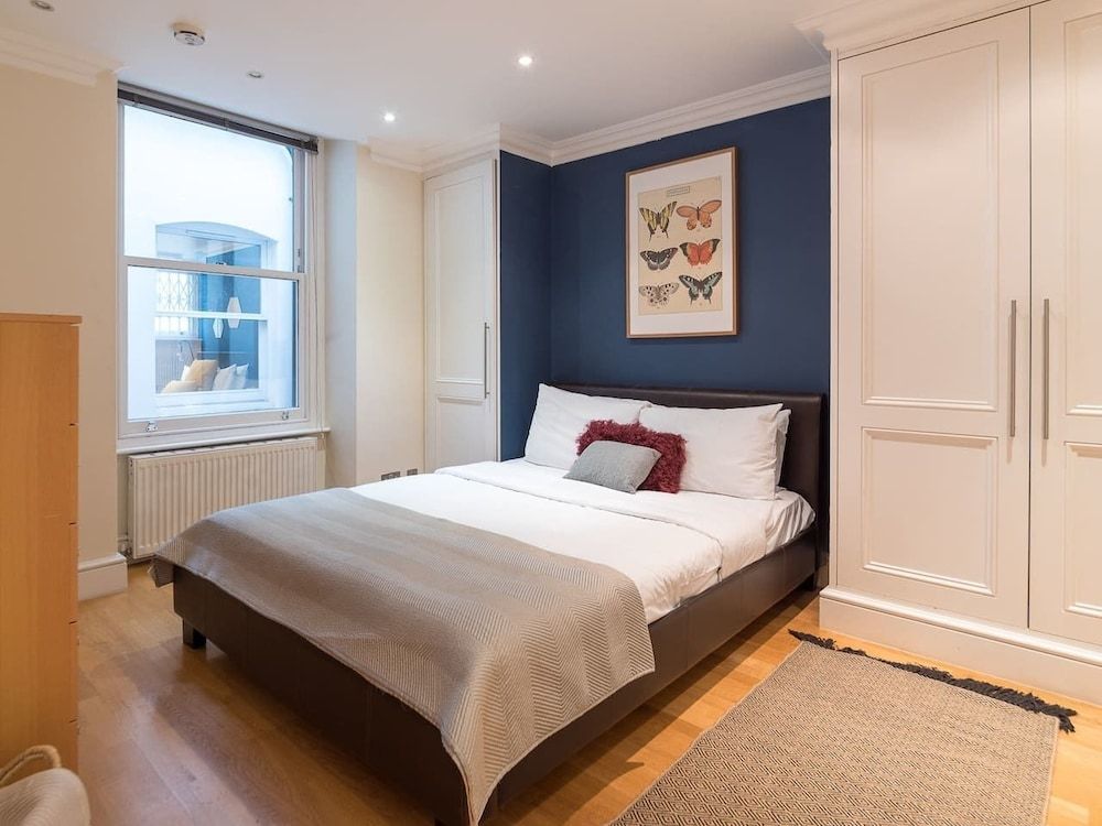 Upper Berkeley Street Flats Lovely 2 Bed 2 Bath in Marble Arch