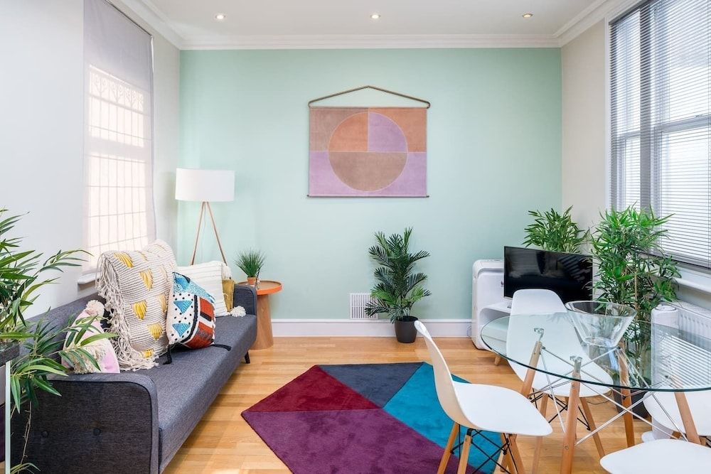 Upper Berkeley Street Flats Refined 1 Bed Apartment Near Hyde Park, 4 Minutes to Tube 7