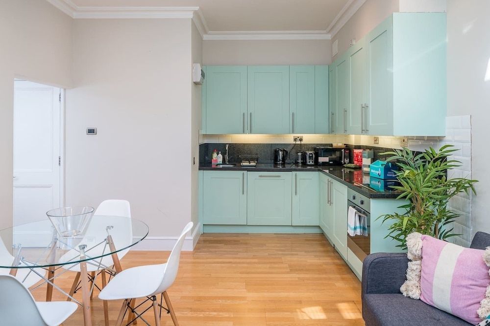 Upper Berkeley Street Flats Refined 1 Bed Apartment Near Hyde Park, 4 Minutes to Tube 3