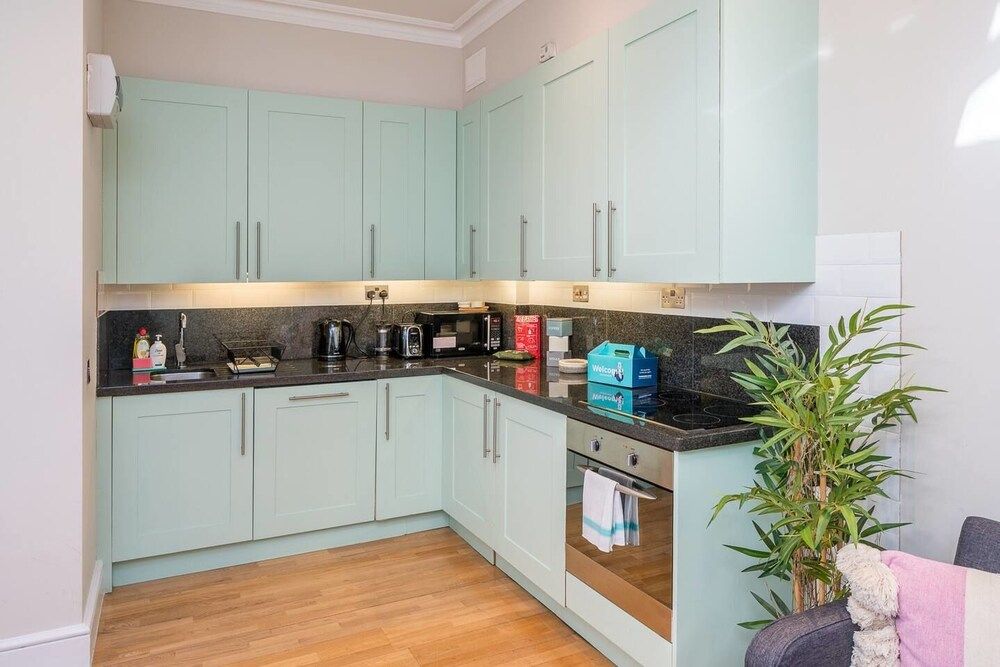 Upper Berkeley Street Flats Refined 1 Bed Apartment Near Hyde Park, 4 Minutes to Tube 5