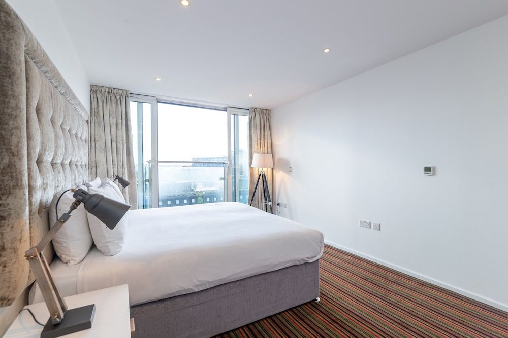 Kenny Apartment  Austin David Apartments Two- Bedroom Apartment 4