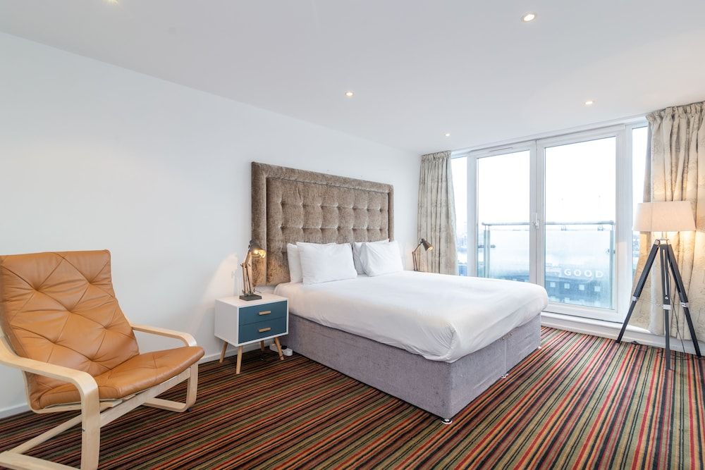 Kenny Apartment  Austin David Apartments Two- Bedroom Apartment 9