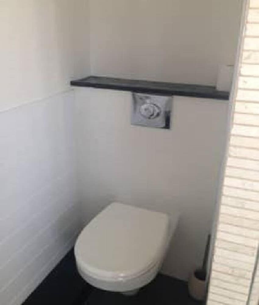 55 Lower Belgrave Two-Bedroom Apartment 11