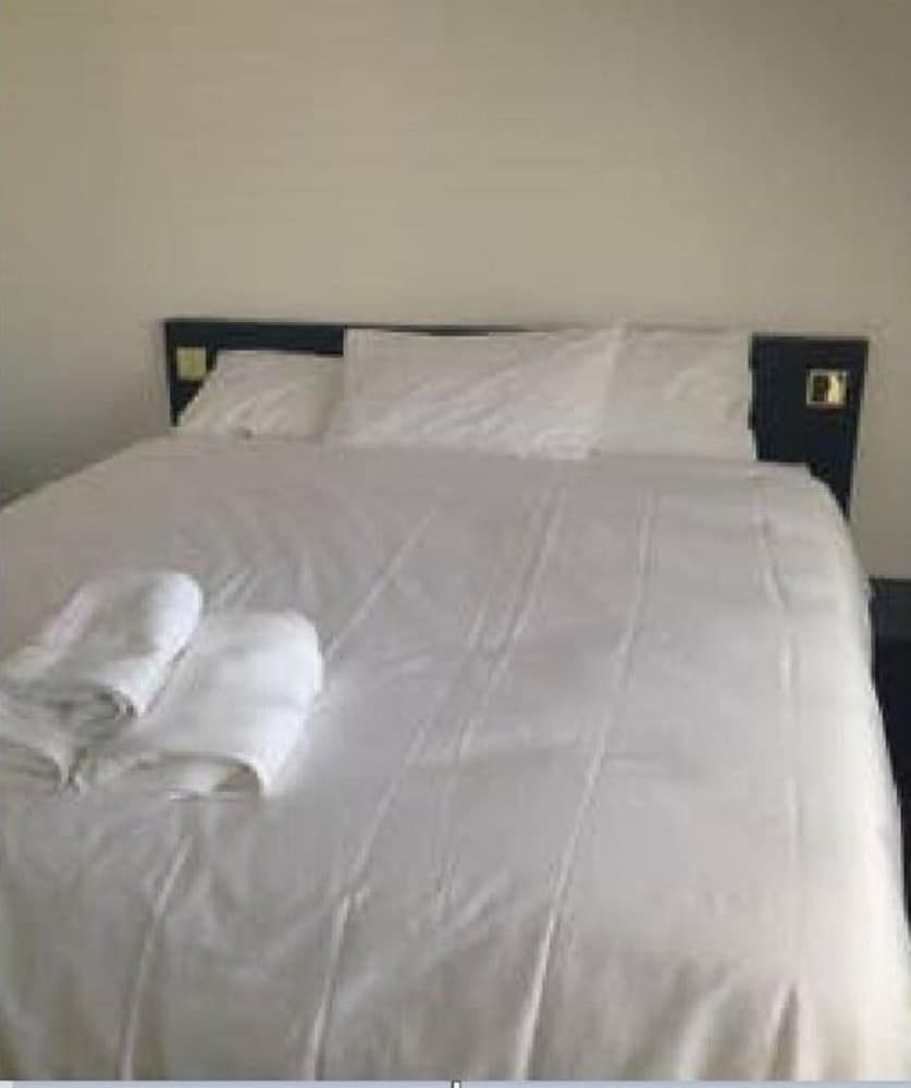 undefined 55 Lower Belgrave 8