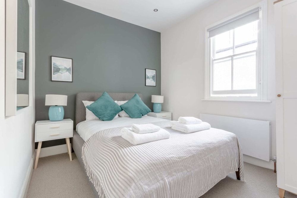 Stunning 3 Bedroom 2 Bath in Fantastic Location House (3 Bedrooms) 10