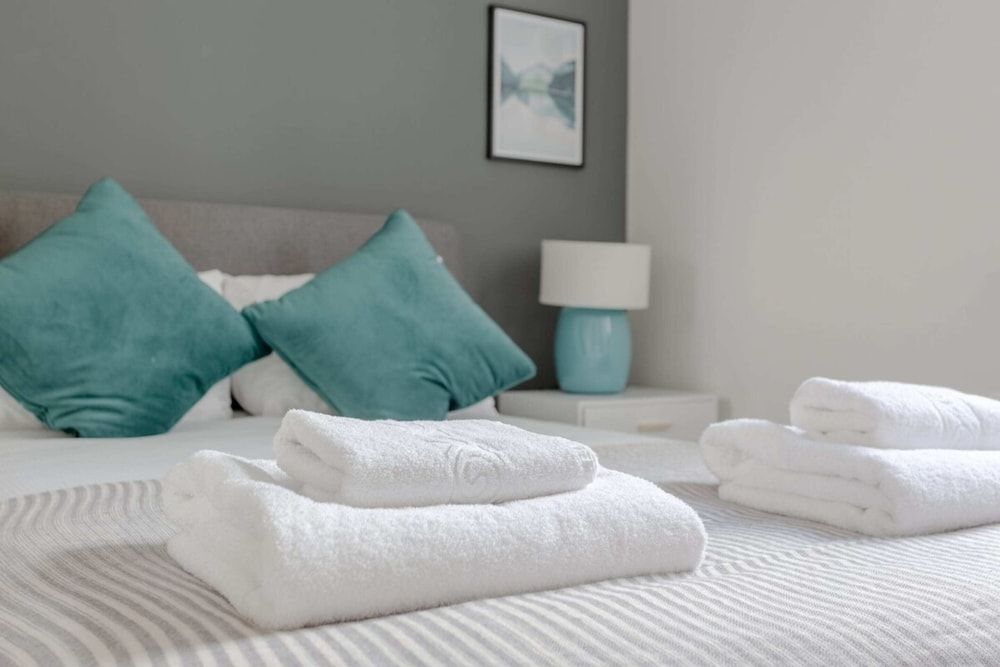 undefined Stunning 3 Bedroom 2 Bath in Fantastic Location 8