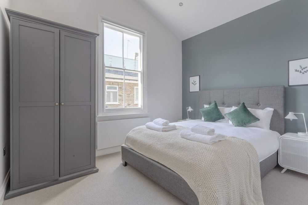 Stunning 3 Bedroom 2 Bath in Fantastic Location House (3 Bedrooms) 11