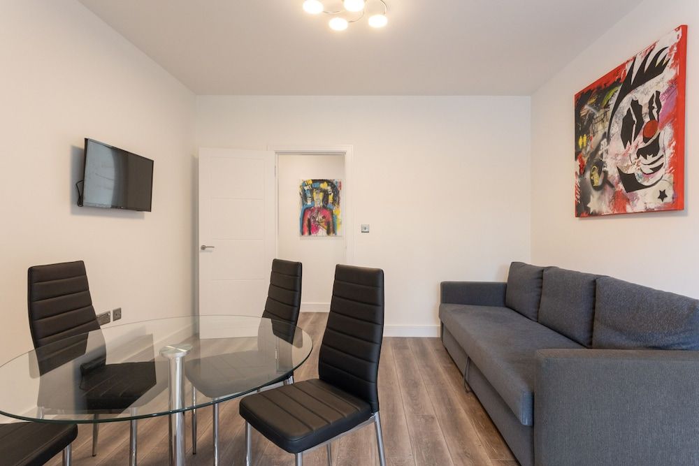 undefined Chalk Farm Artist's Apartment Camden 9