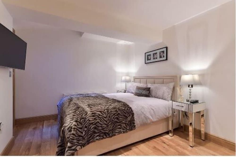 undefined 46 Harrington Gardens 6