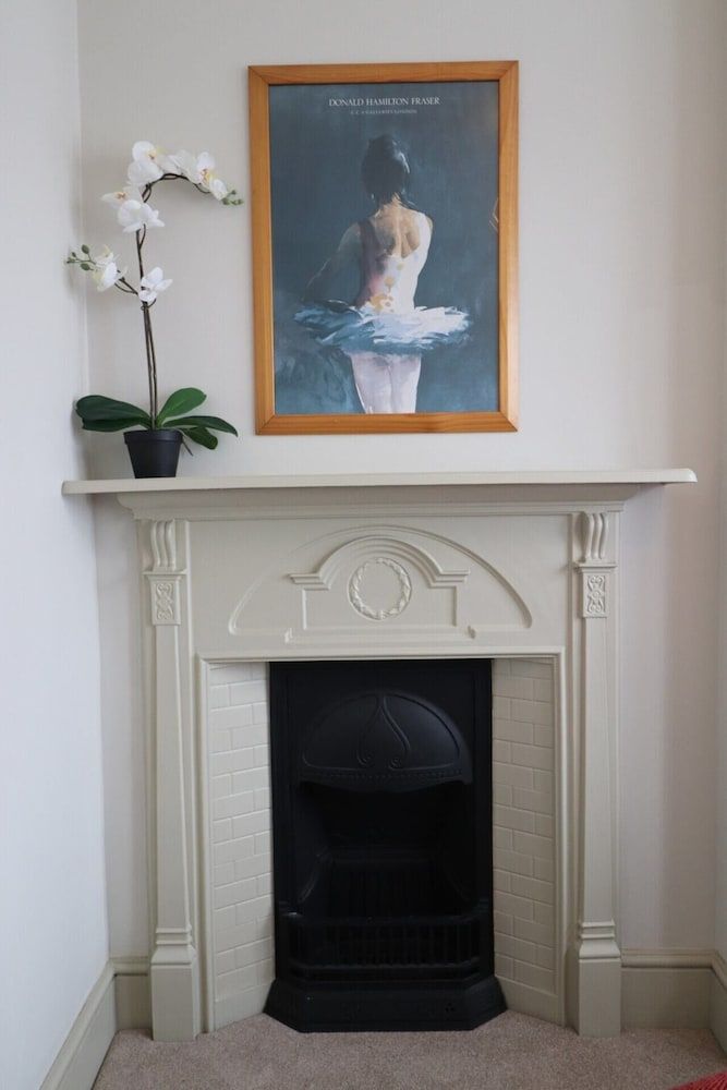 Stylish Light-filled 1 Bedroom Flat In Hammersmith Apartment (1 Bedroom) 10