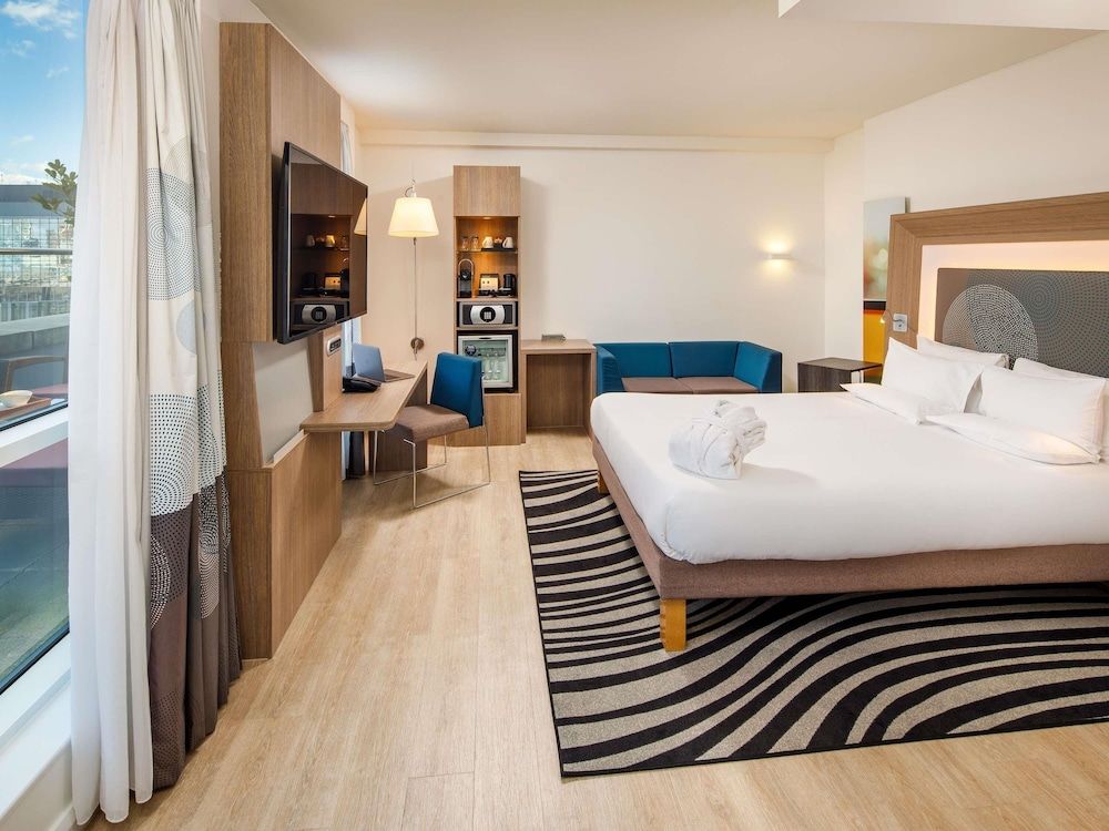 undefined Novotel London Blackfriars 8