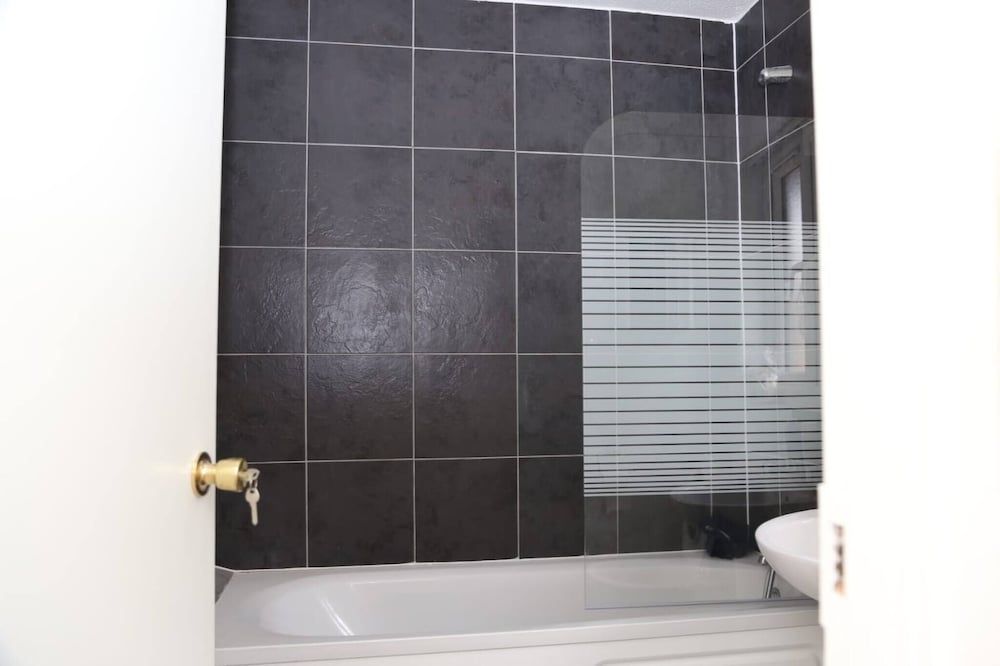 undefined Room in House - Aa Guest Room4 9