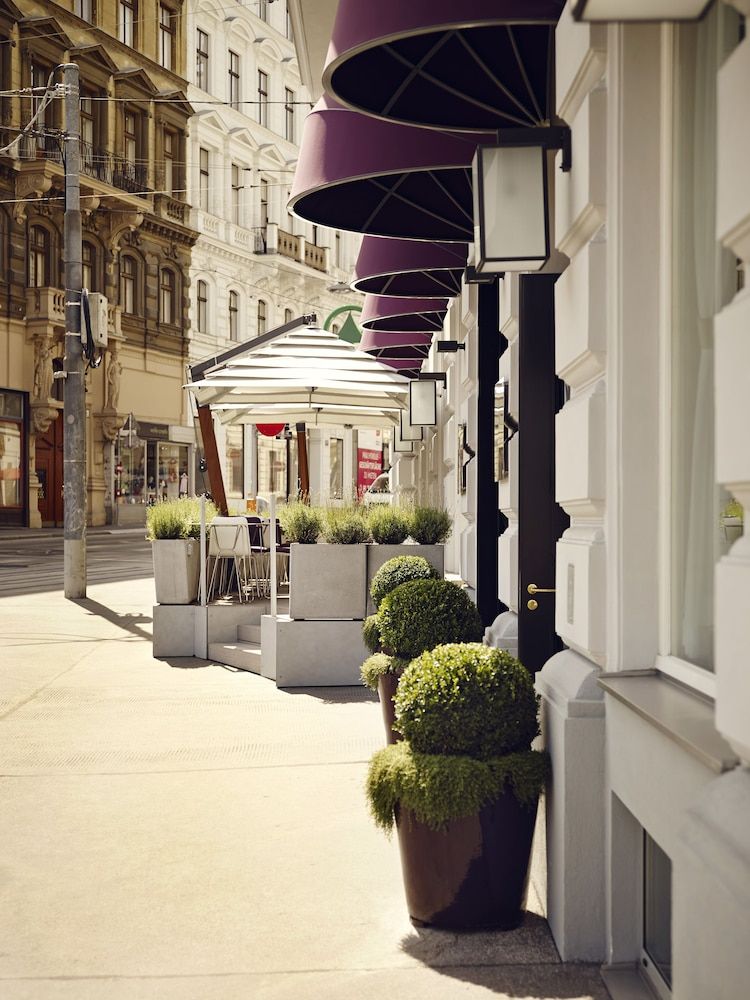 undefined Sans Souci Vienna 7