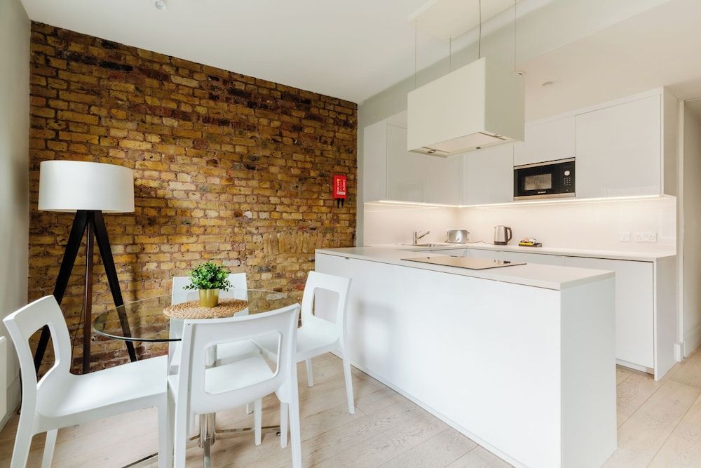 undefined Holborn by Excel Apartments 5